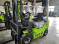 Дизельный погрузчик Zoomlion FD18