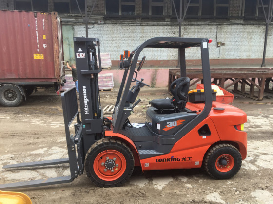 Дизельный погрузчик Lonking FD30T/LG30DT